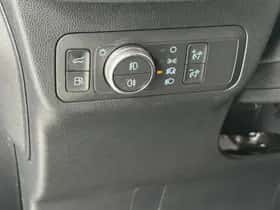 Ford Kuga (2022) thumbnail 46