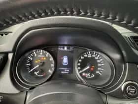 Nissan X-Trail (2019) thumbnail 4