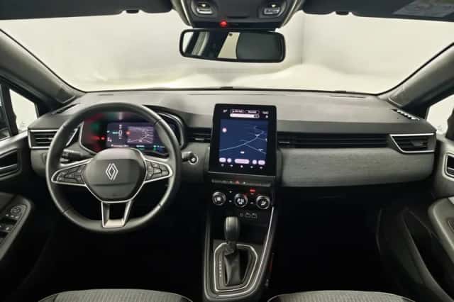 Renault Clio (2024) thumbnail 3