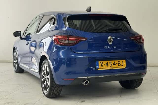 Renault Clio (2023) thumbnail 6