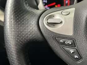 Nissan Juke (2011) thumbnail 22