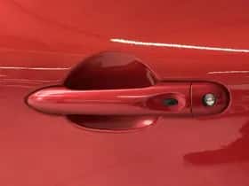 Renault Captur (2016) thumbnail 14
