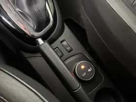Renault Captur (2016) thumbnail 25