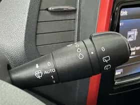 Renault Captur (2016) thumbnail 33