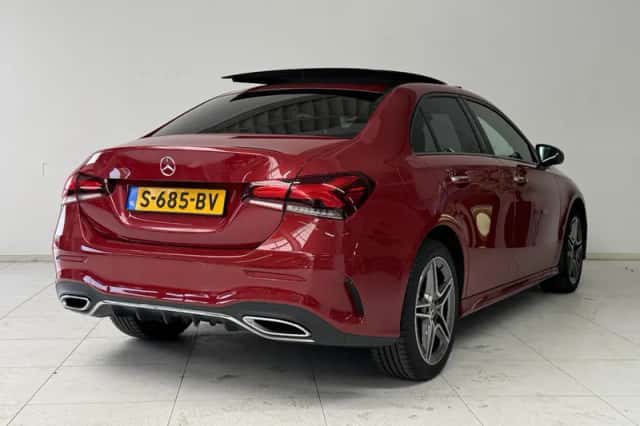 Mercedes-Benz A-Klasse (2023) thumbnail 2