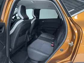 Renault Captur (2021) thumbnail 17