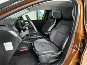 Renault Captur (2021) thumbnail 19