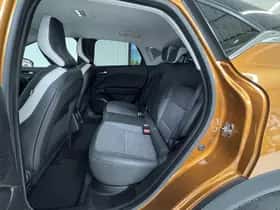 Renault Captur (2021) thumbnail 21