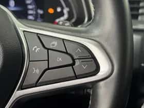 Renault Captur (2021) thumbnail 31