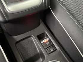 Renault Captur (2021) thumbnail 32