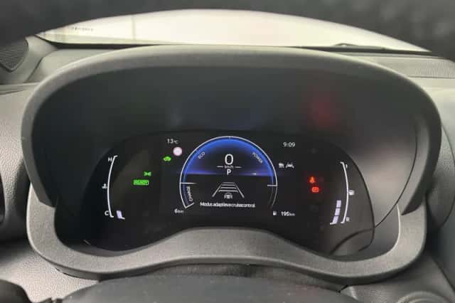 Toyota Yaris Cross (2026) thumbnail 4