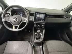 Renault Clio (2021) thumbnail 3