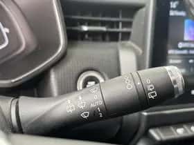 Renault Clio (2021) thumbnail 25