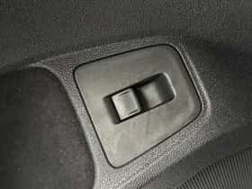 Volkswagen Tiguan (2019) thumbnail 34