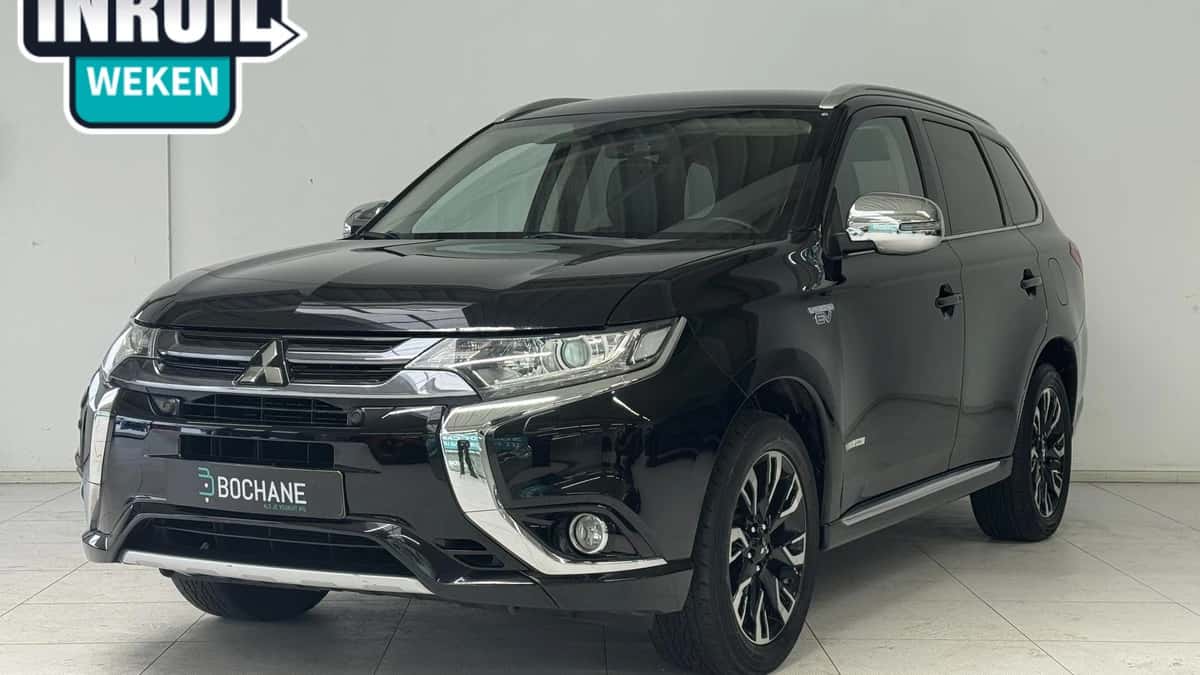 Mitsubishi Outlander (2015) — foto 1