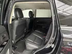 Mitsubishi Outlander (2015) thumbnail 19