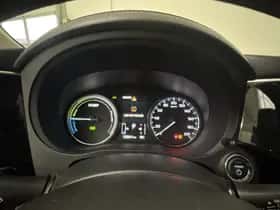 Mitsubishi Outlander (2015) thumbnail 24