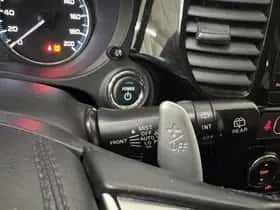 Mitsubishi Outlander (2015) thumbnail 28