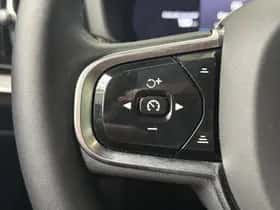 Volvo V60 (2023) thumbnail 19