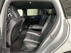 Volvo V60 (2023) thumbnail 8