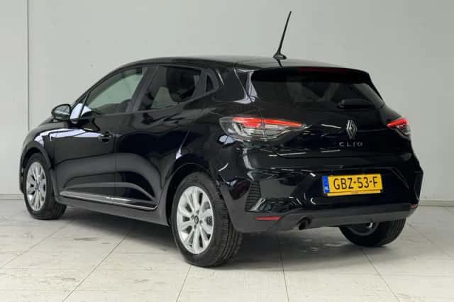 Renault Clio (2024) thumbnail 6