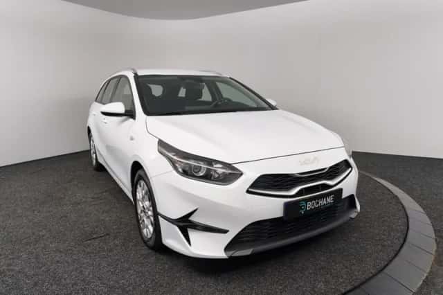 Kia Ceed Sportswagon (2024) thumbnail 5