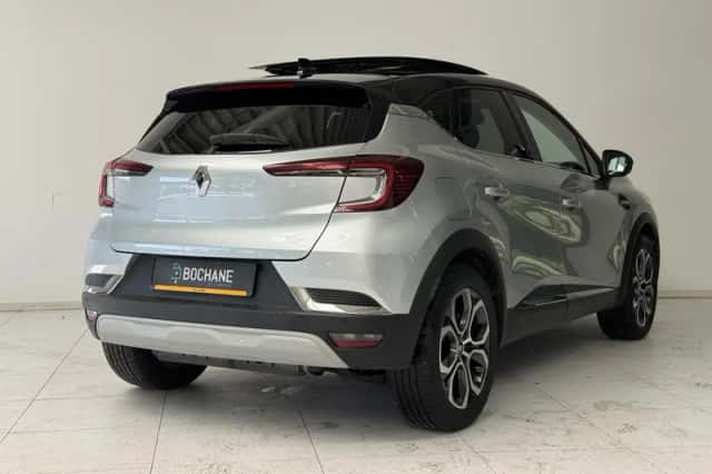 Renault Captur (2021) thumbnail 2