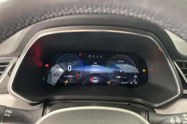 Renault Captur (2021) thumbnail 5
