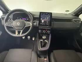 Renault Clio (2024) thumbnail 3