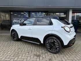 Nissan Micra thumbnail 3