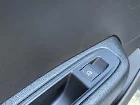 Mitsubishi Colt thumbnail 24