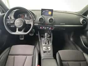 Audi A3 (2018) thumbnail 3