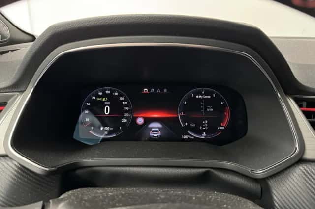 Renault Captur (2024) thumbnail 4