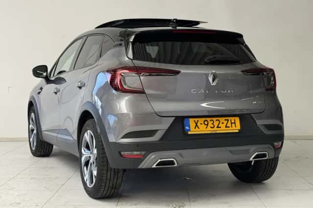Renault Captur (2024) thumbnail 6