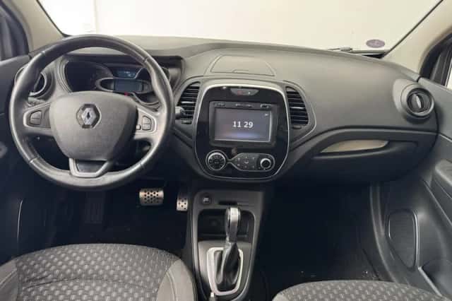 Renault Captur (2017) thumbnail 3