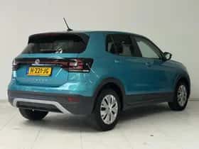 Volkswagen T-Cross (2019) thumbnail 2