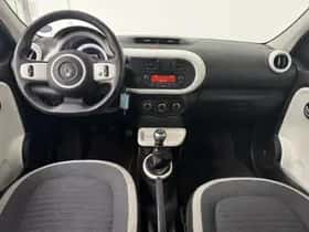 Renault Twingo (2015) thumbnail 2