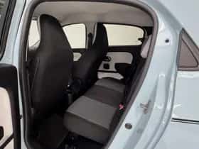 Renault Twingo (2015) thumbnail 25