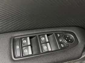 Renault Captur (2021) thumbnail 23