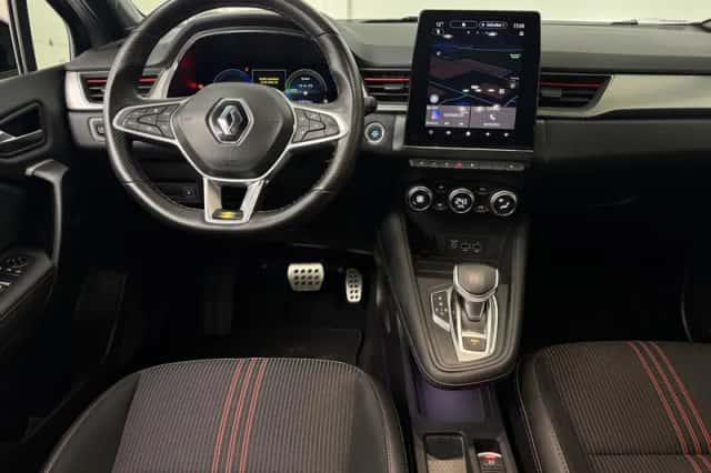 Renault Captur (2021) thumbnail 5