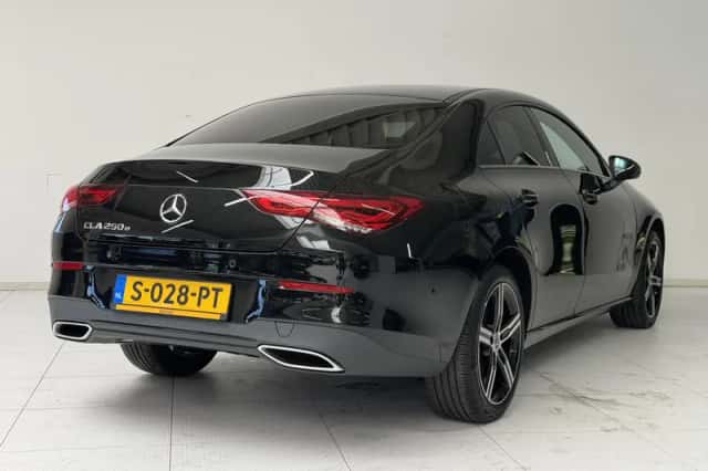 Mercedes-Benz CLA-Klasse (2023) thumbnail 2