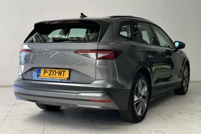 Škoda Enyaq (2022) thumbnail 2