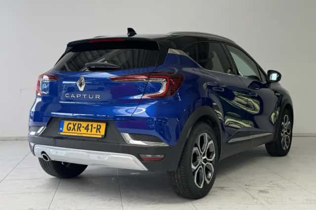 Renault Captur (2020) thumbnail 2