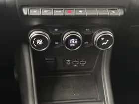 Renault Captur (2020) thumbnail 14