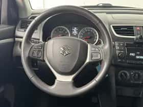 Suzuki Swift (2013) thumbnail 15