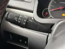 Suzuki Swift (2013) thumbnail 16