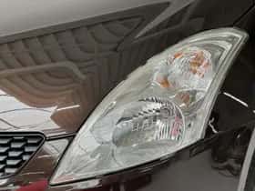 Suzuki Swift (2013) thumbnail 22