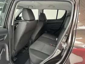 Suzuki Swift (2013) thumbnail 26