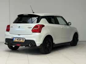 Suzuki Swift (2019) thumbnail 2