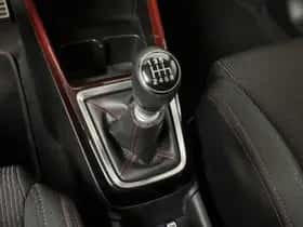 Suzuki Swift (2019) thumbnail 25